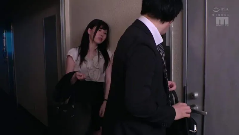 Vợ yêu nhà đối diện nhận nhầm tôi là anh xã trong một hôm say xỉn