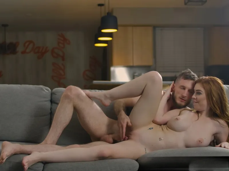 đang tăng ca mà người yêu cứ dùng bướm dụ tôi doggy cùng em